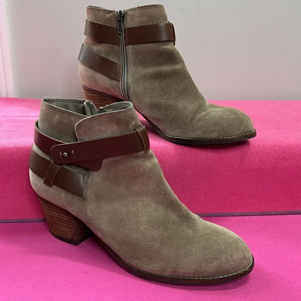 Dolce Vita Ankle Boot Size 9.5